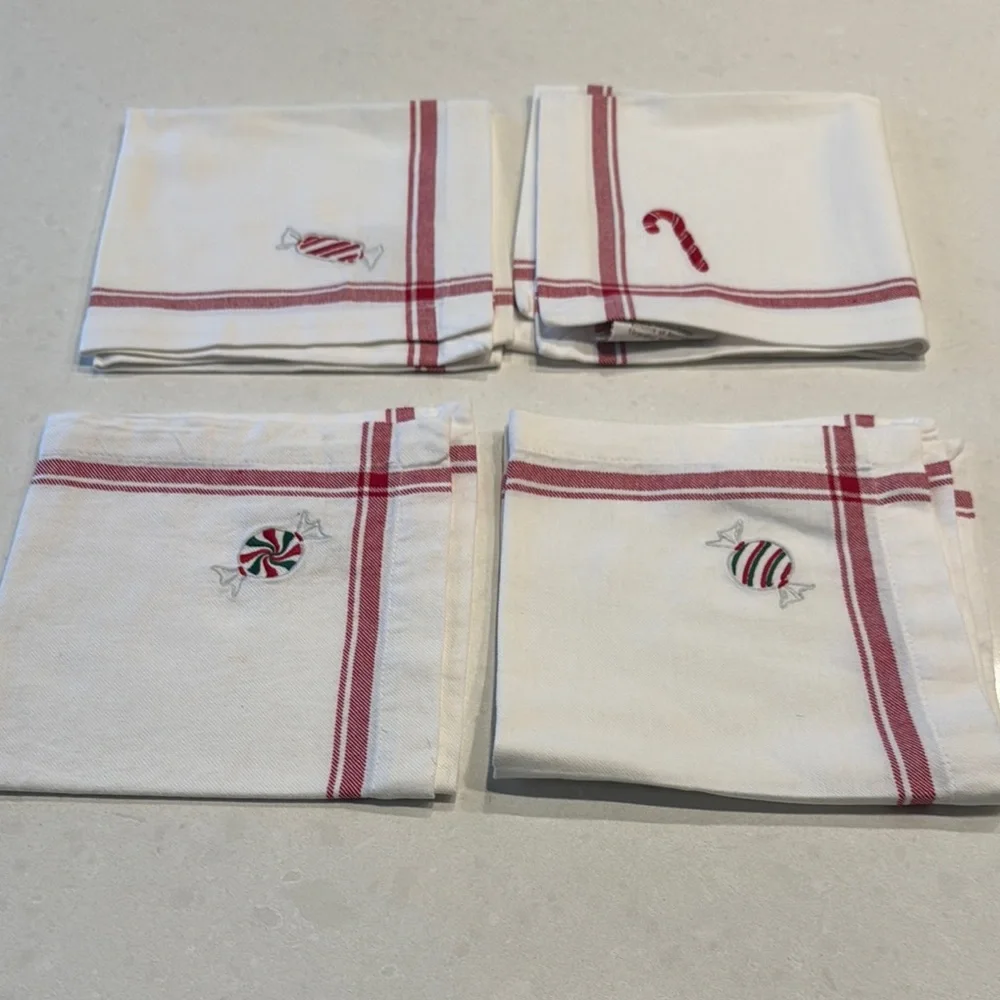 Williams Sonoma White and Red Holiday Napkins